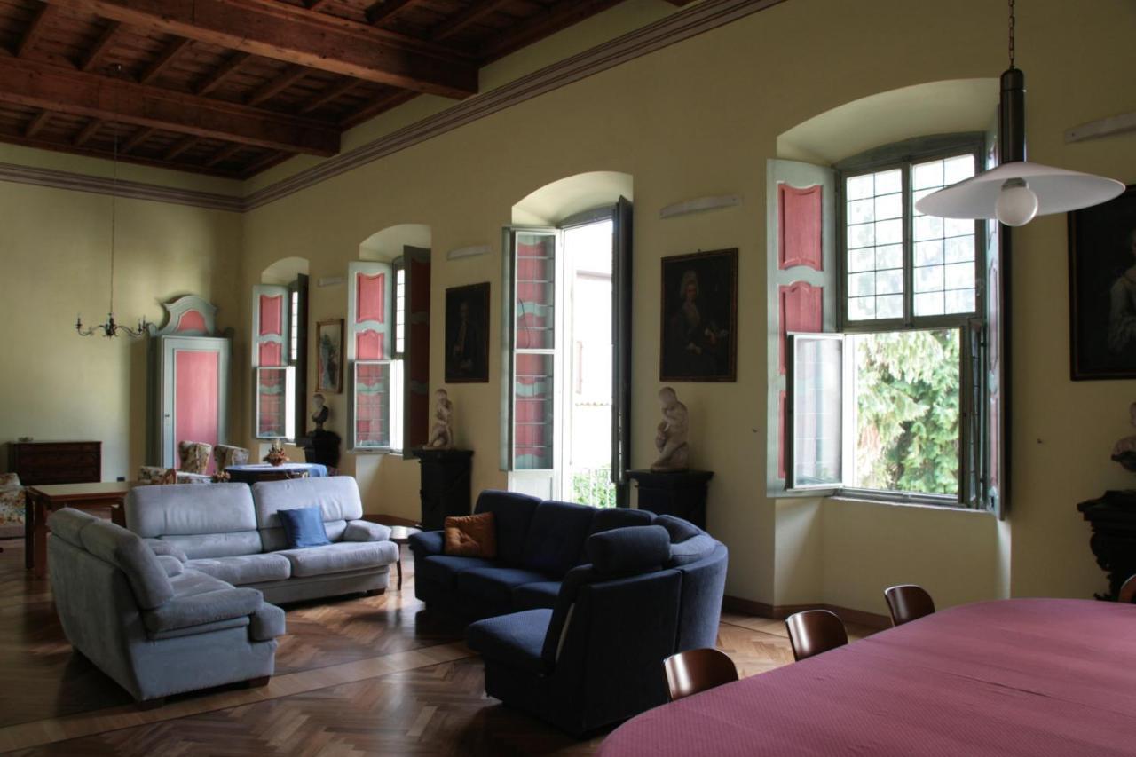 Storica Quercia B&B Nerviano Bagian luar foto